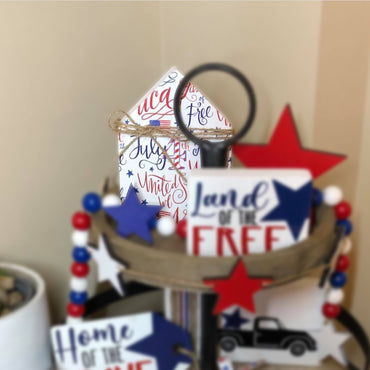 4th of July Patriotic Mini Wood House - United we stand